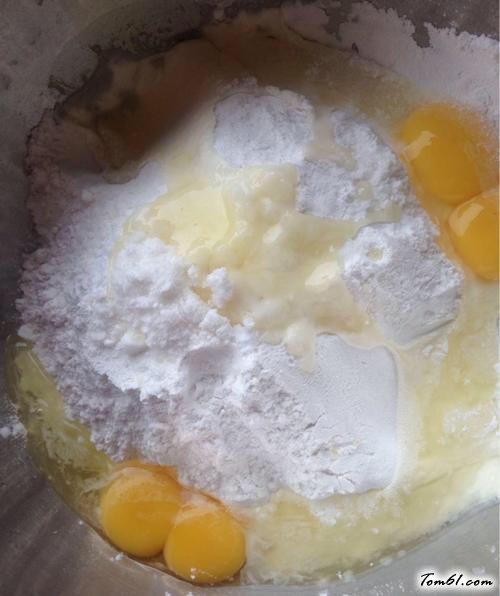 【豆沙芝麻团】