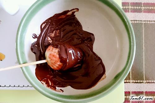 【萌萌哒草莓棒棒糖】