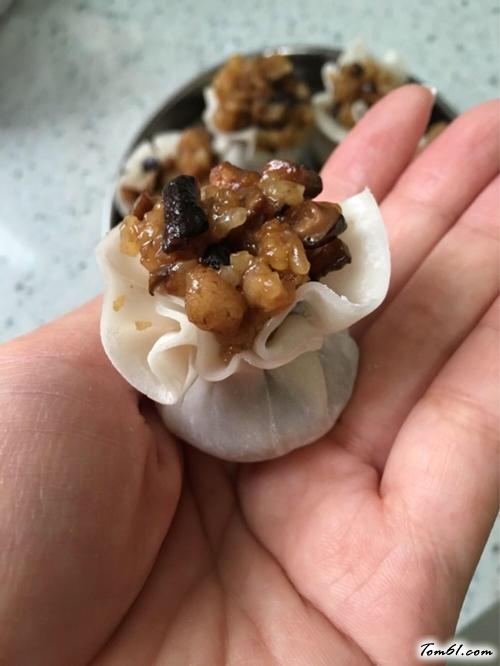 【五花肉香菇小烧卖】