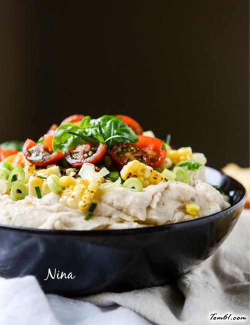 【圣女果鹰嘴豆泥色拉】