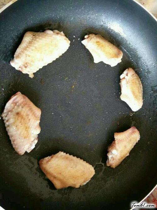 【红酒贵妃翅】