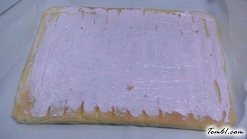 【奶牛花纹蛋糕卷】