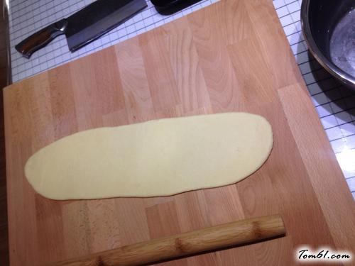 【奶香小面包】