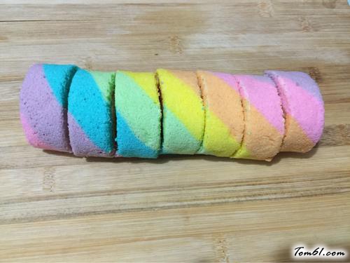 【彩虹蛋糕卷】