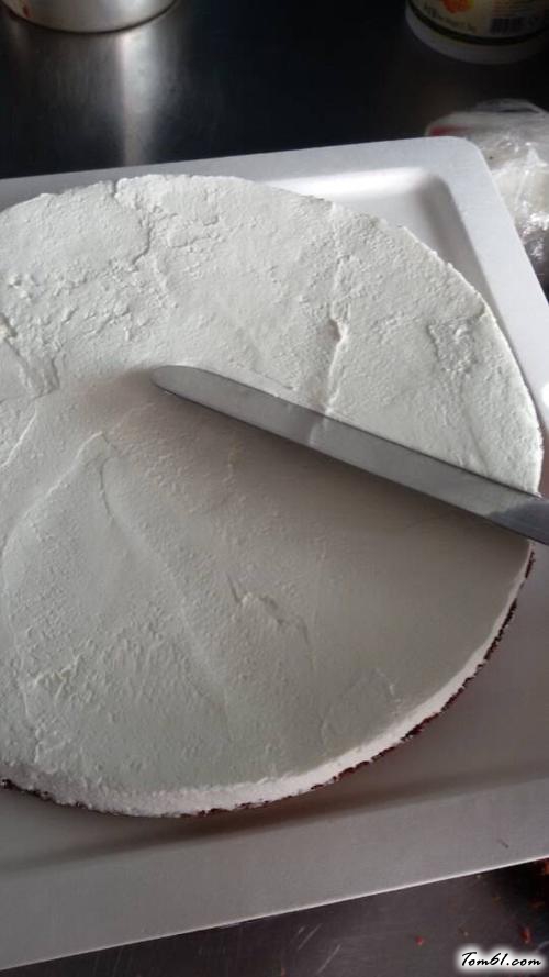 【雪域草莓裸蛋糕】