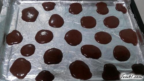 【奶牛花纹蛋糕卷】