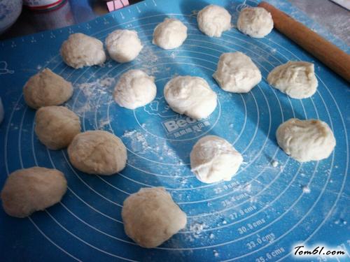 【椰蓉全麦小面包】