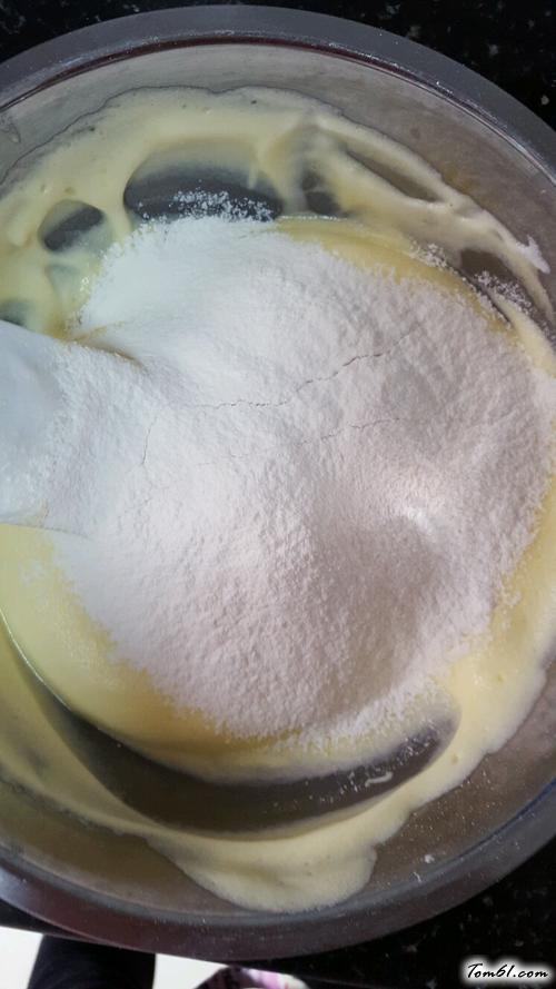 【蛋黄手指饼干】