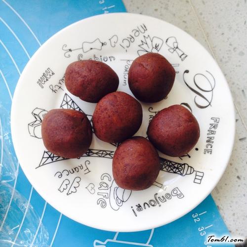 【全麦豆沙面包卷】