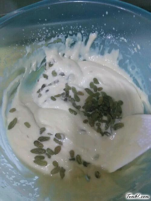 【自制烤葡萄蛋糕】