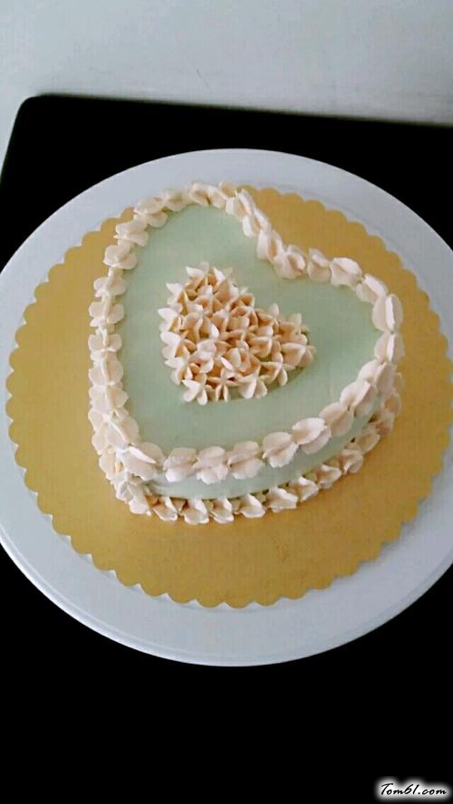 【六寸裱花蛋糕】