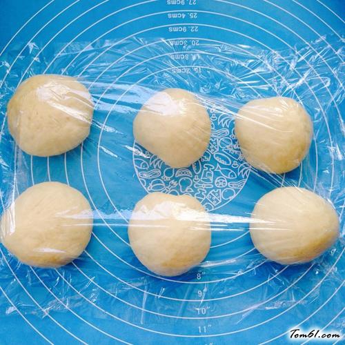 【全麦豆沙面包卷】