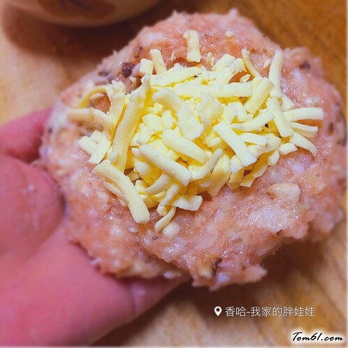 【温暖之心--鸡脯奶酪肉包】