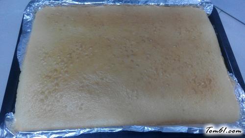 【奶牛花纹蛋糕卷】