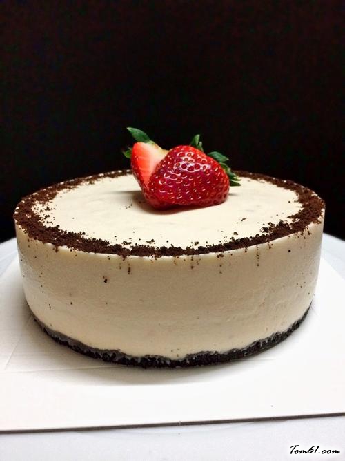 【草莓慕斯蛋糕】