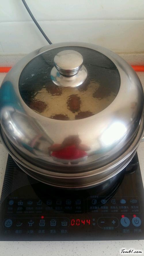 【玉米面发糕】