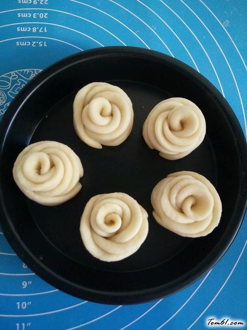 【玫瑰花面包（手揉版）】