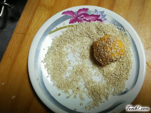 【空心芝麻南瓜饼】