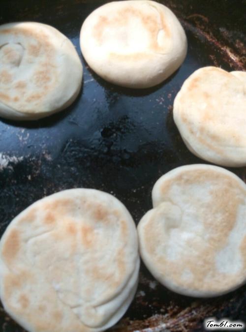 【自做发面小饼】