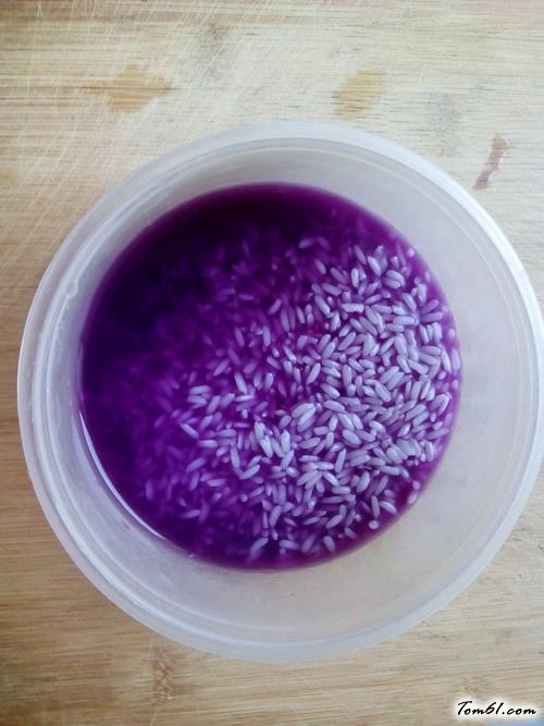 【紫甘蓝糯米饭团】