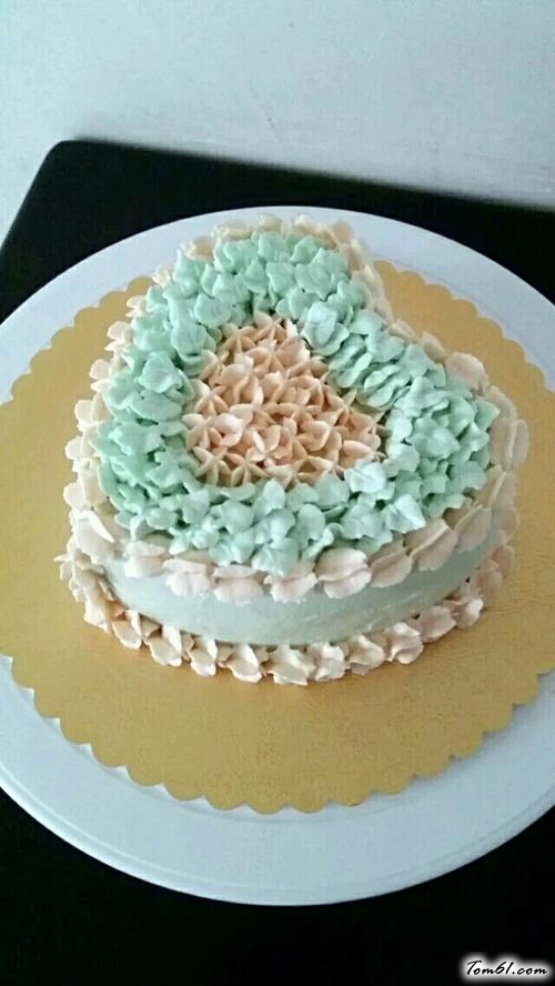 【六寸裱花蛋糕】