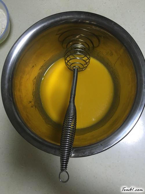 【草莓酸奶蛋糕卷】