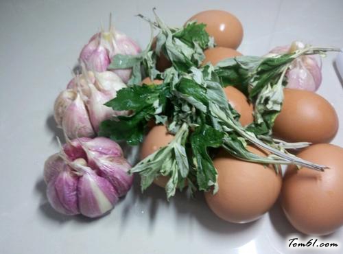 【 端午艾叶煮鸡蛋】