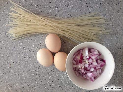 【洋葱米线蛋饼】