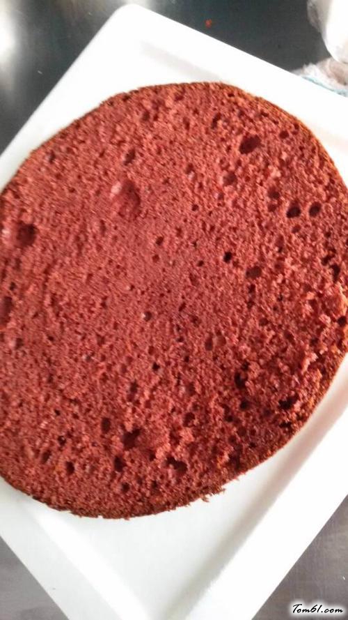 【雪域草莓裸蛋糕】