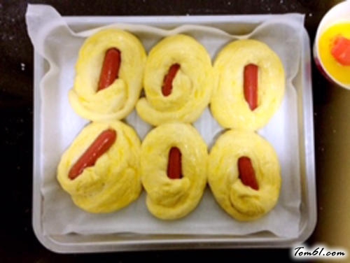 【小麦胚芽热狗面包】