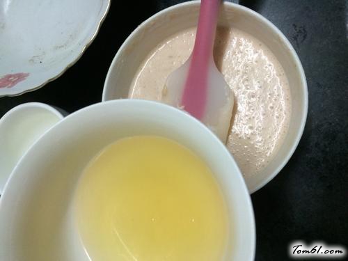 【草莓慕斯蛋糕】