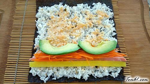 【牛油果寿司】