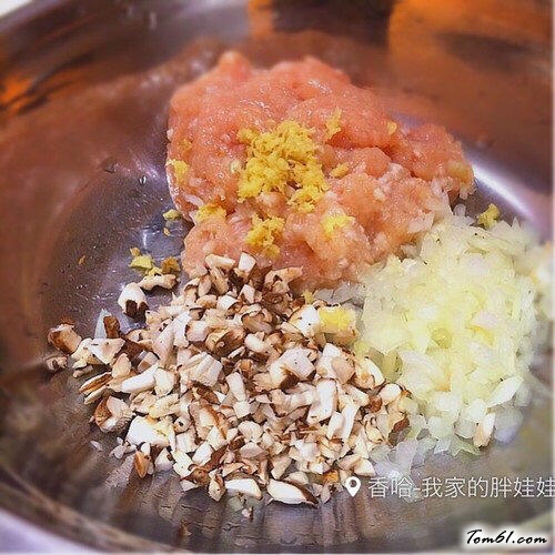 【温暖之心--鸡脯奶酪肉包】