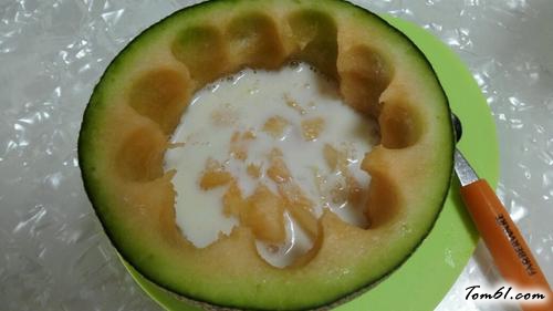 【哈密瓜芋圆捞】