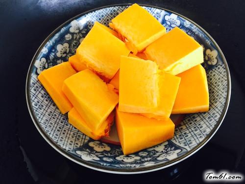 【芝香南瓜饼】