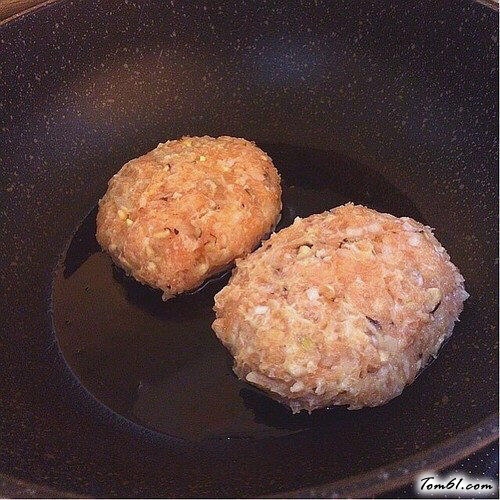 【温暖之心--鸡脯奶酪肉包】