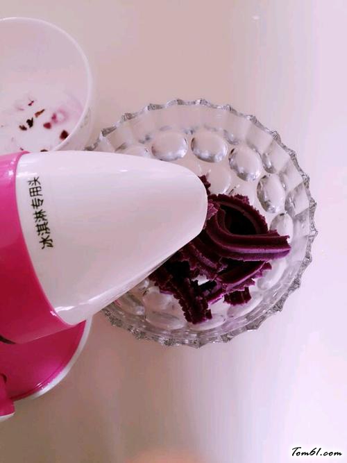 【椰蓉紫薯球】