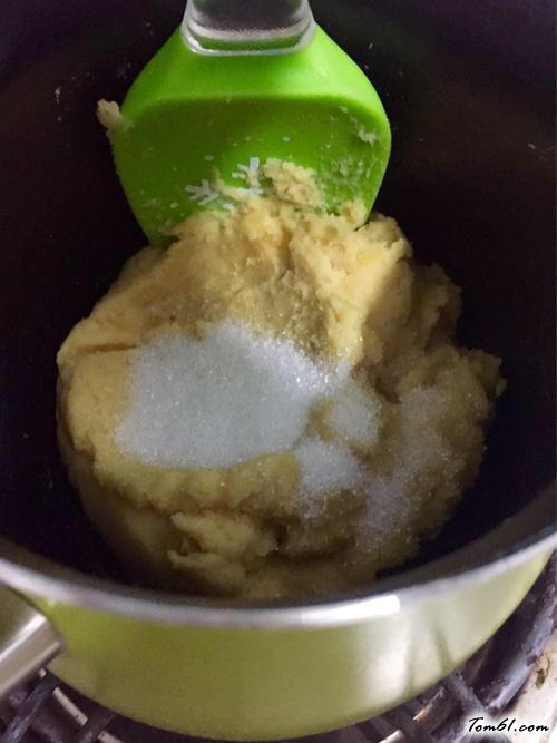 【枸杞养生豌豆黄】