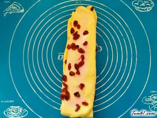 【酸奶蔓越莓手撕包】