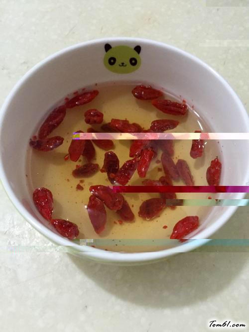 【枸杞养生豌豆黄】