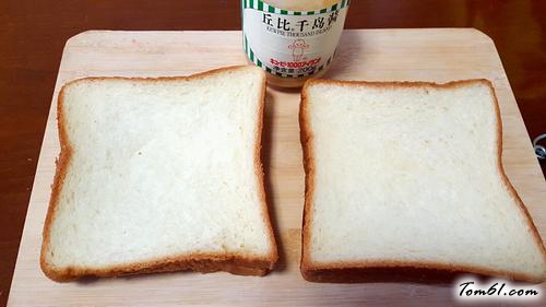 【肉松三明治】