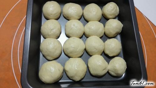 【小熊挤挤面包】