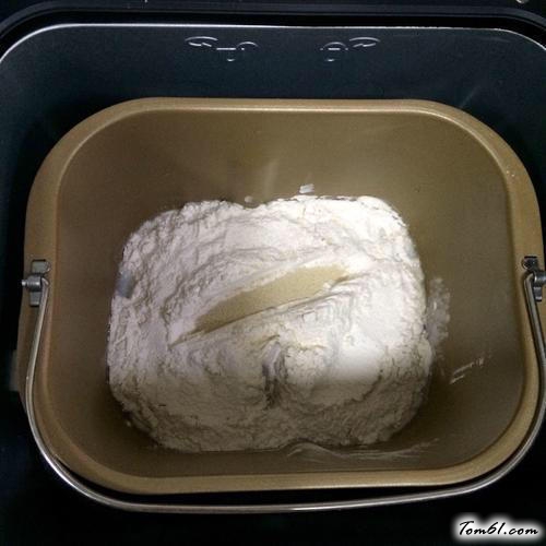 【紫薯蜜豆面包】