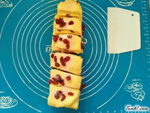 【酸奶蔓越莓手撕包】