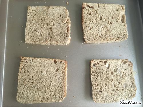 【火腿鸡蛋三明治】