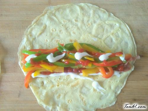 【三彩鸡蛋卷】