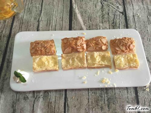 【迷你拿破仑酥（蓝莓）】