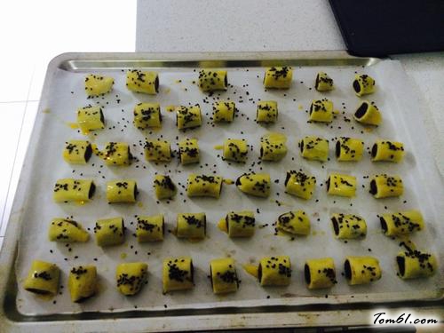 【红豆沙一口酥】