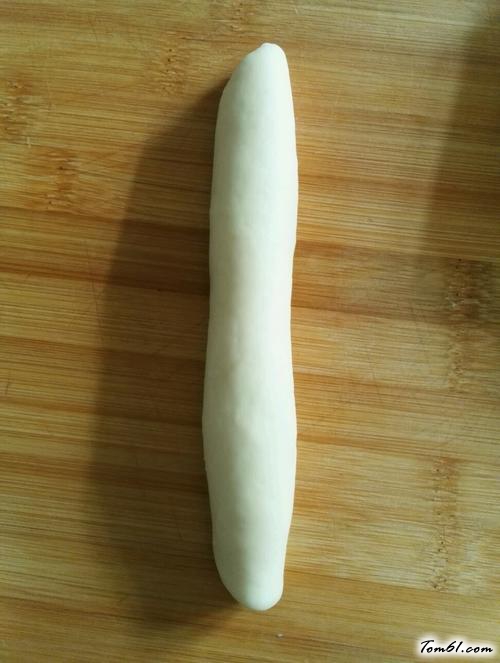 【奶酥粒排包】