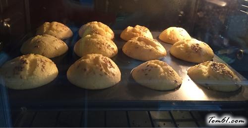 【脆皮芝麻老式蛋糕】